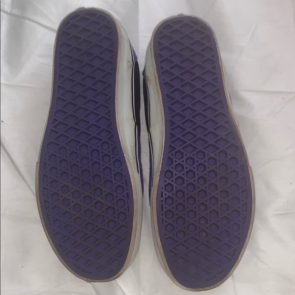 VANS - Picture 3 of 6